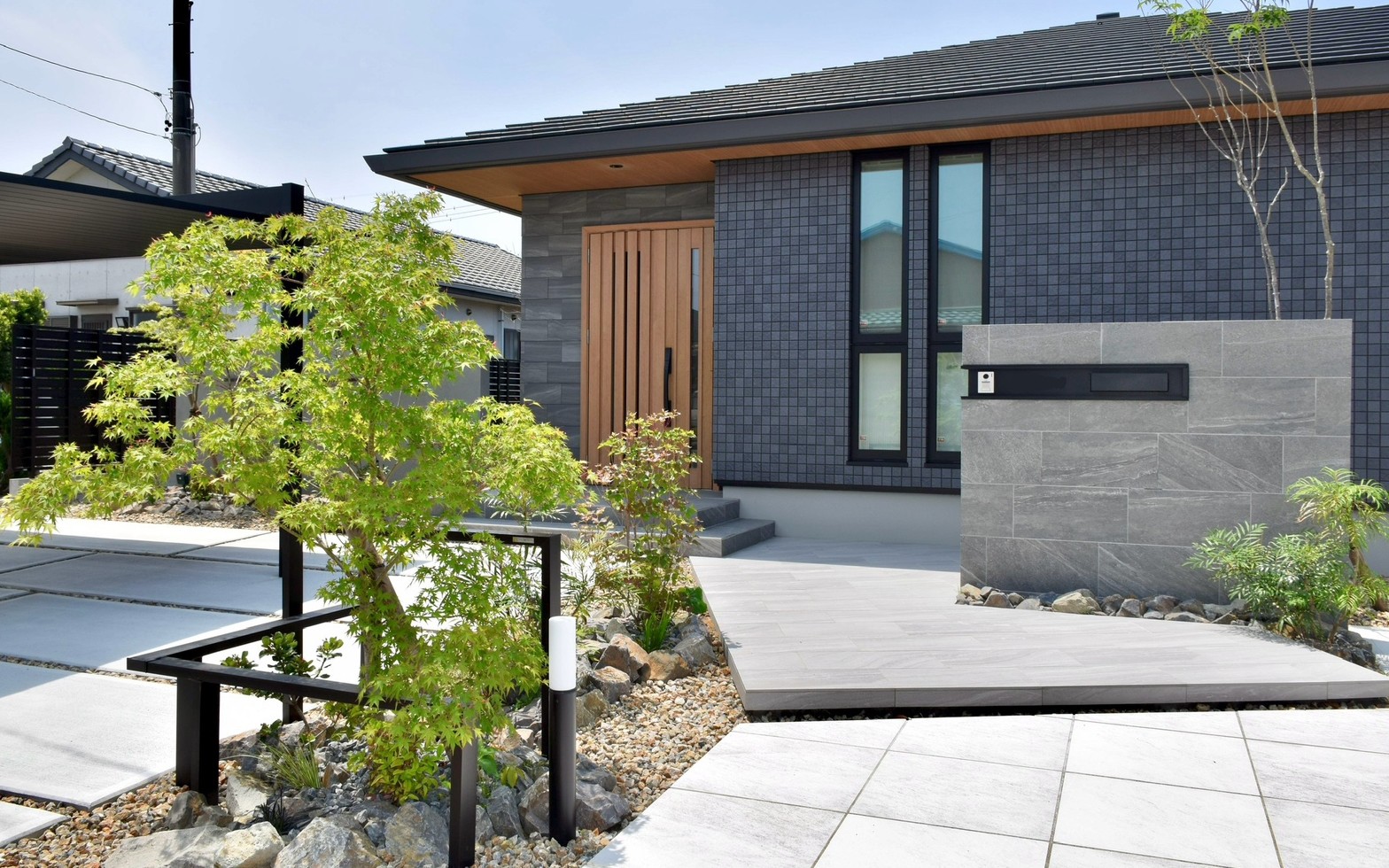 日豊ガーデンズ株式会社 豊橋営業所の正社員 営業・企画 外構・エクステリアの求人情報イメージ2