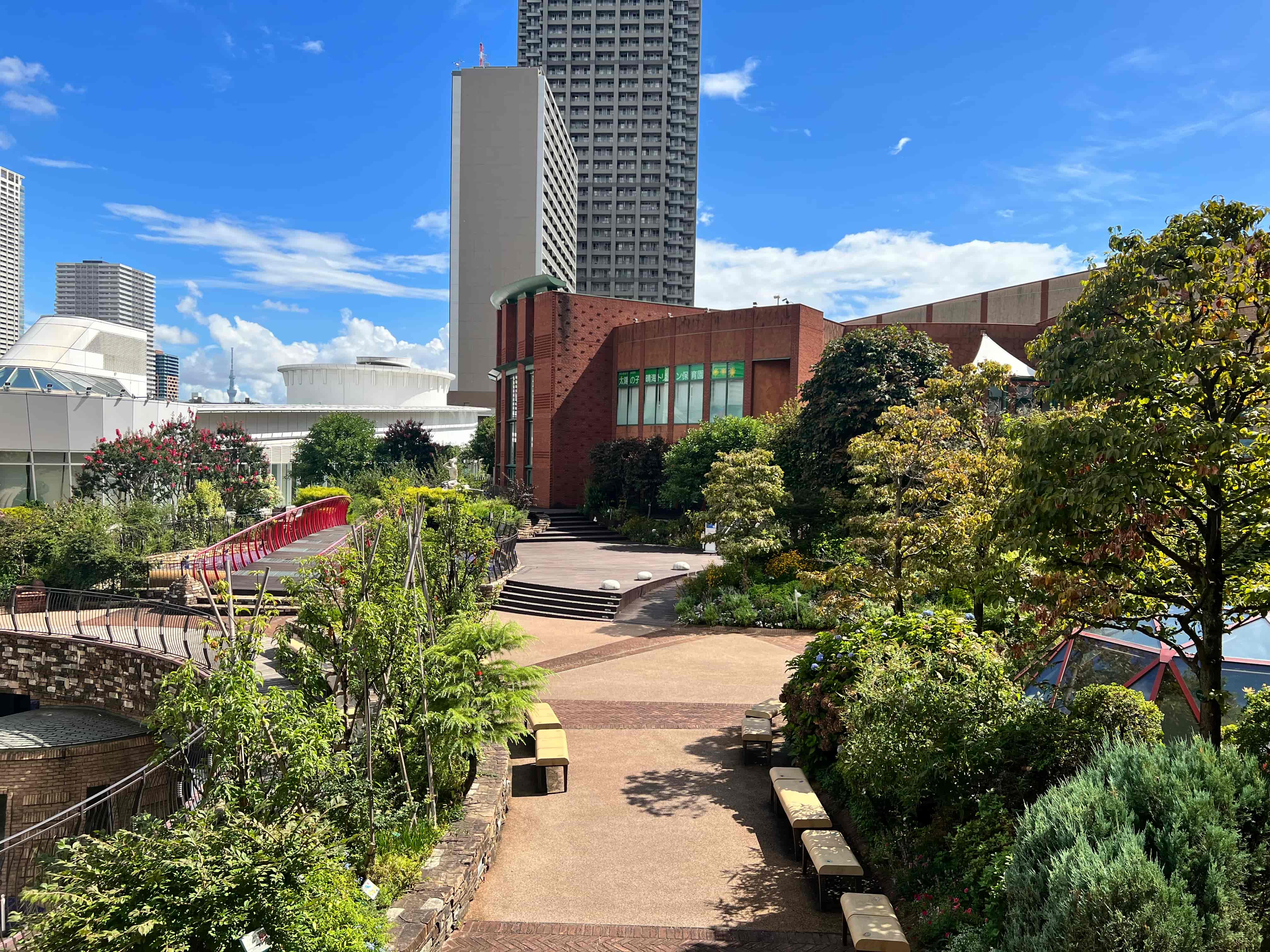 住友林業緑化株式会社 本社の正社員 設計・プランナー 営業・企画 都市緑化・ランドスケープ求人イメージ