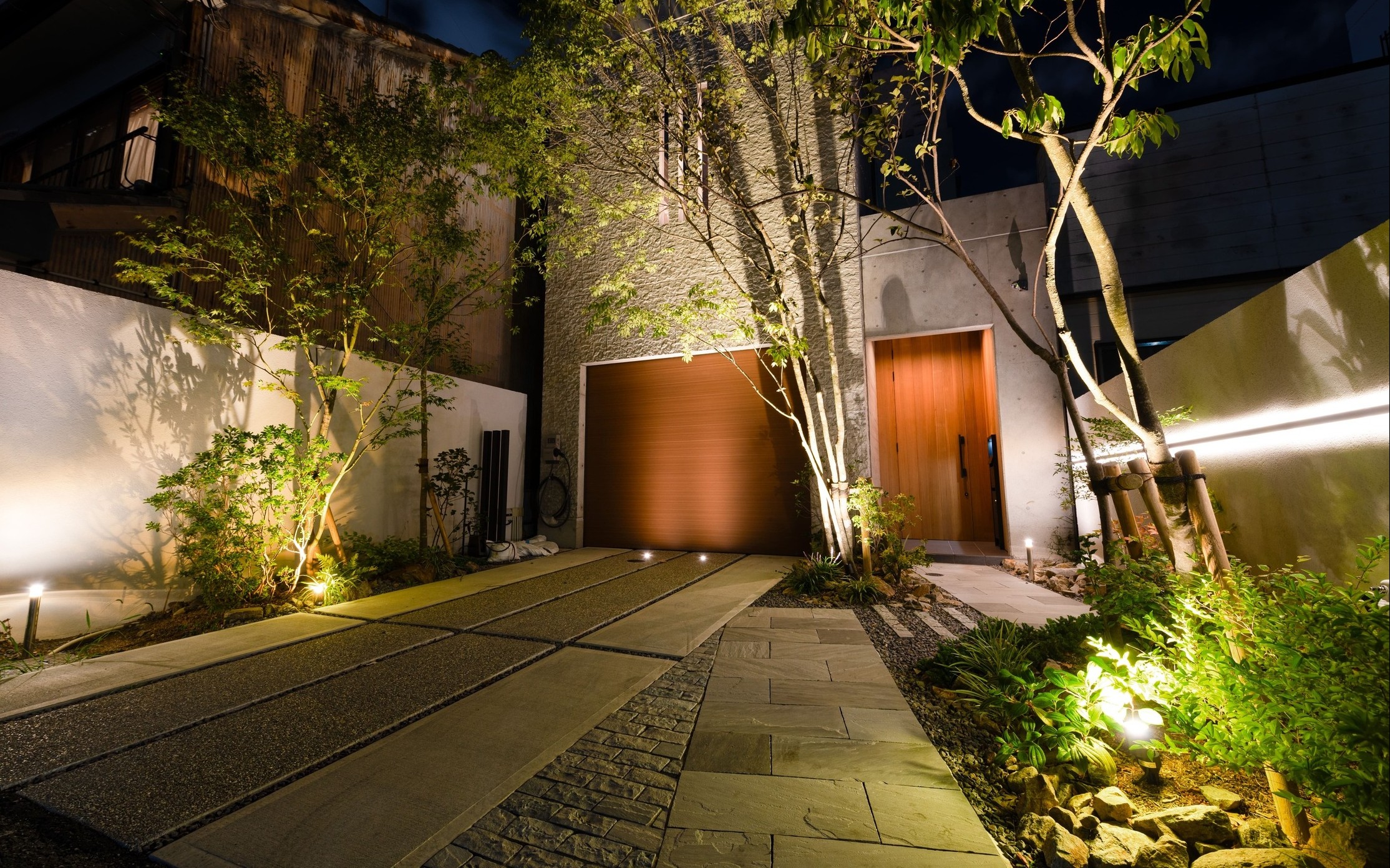 日豊ガーデンズ株式会社 岡崎営業所の正社員 施工管理（工事） 外構・エクステリアの求人情報イメージ1