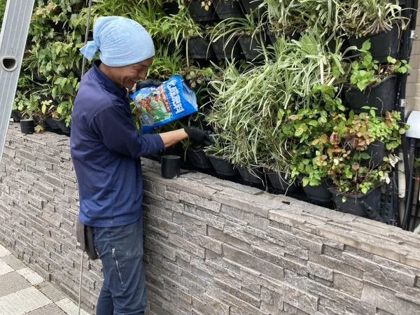 株式会社三稲ガーデンの正社員 職人・現場スタッフ 都市緑化・ランドスケープ お庭・植木の求人情報イメージ1